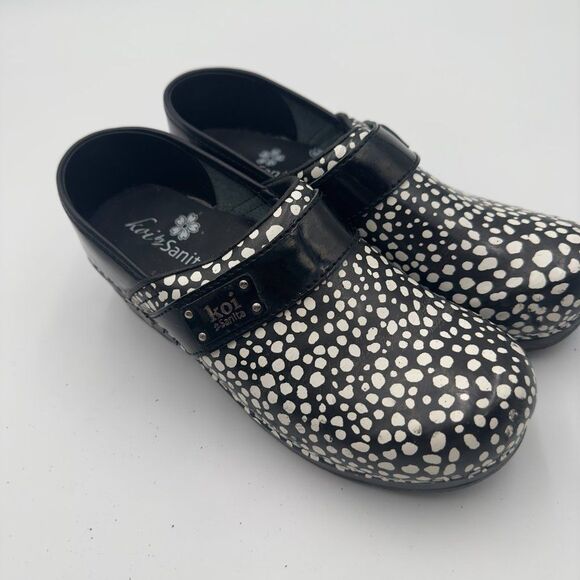Koy by Sanita Black and White Polka Dot Clogs Comfort, Chic, Stylist, size 39. - Picture 2 of 9
